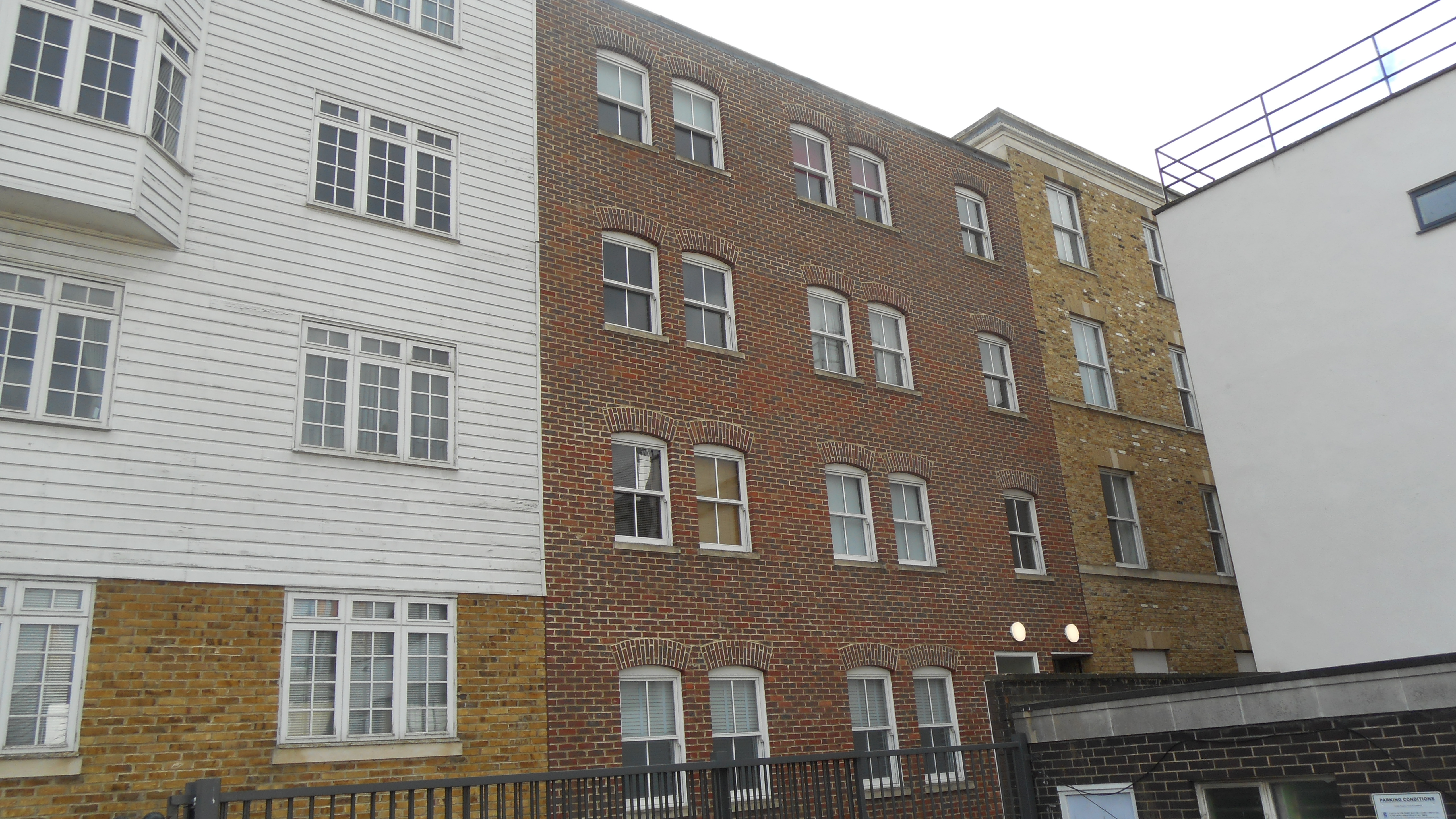 High Street, Gravesend, DA11