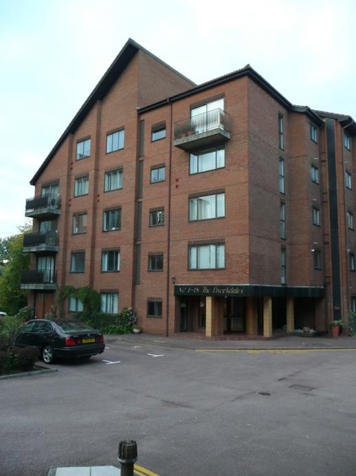 Bridge Lane, London, NW11