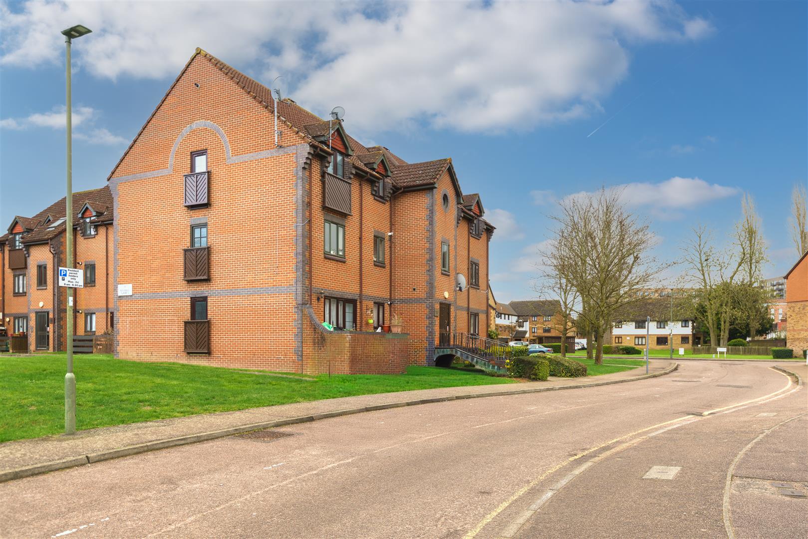 2 Swan Drive, London, NW9