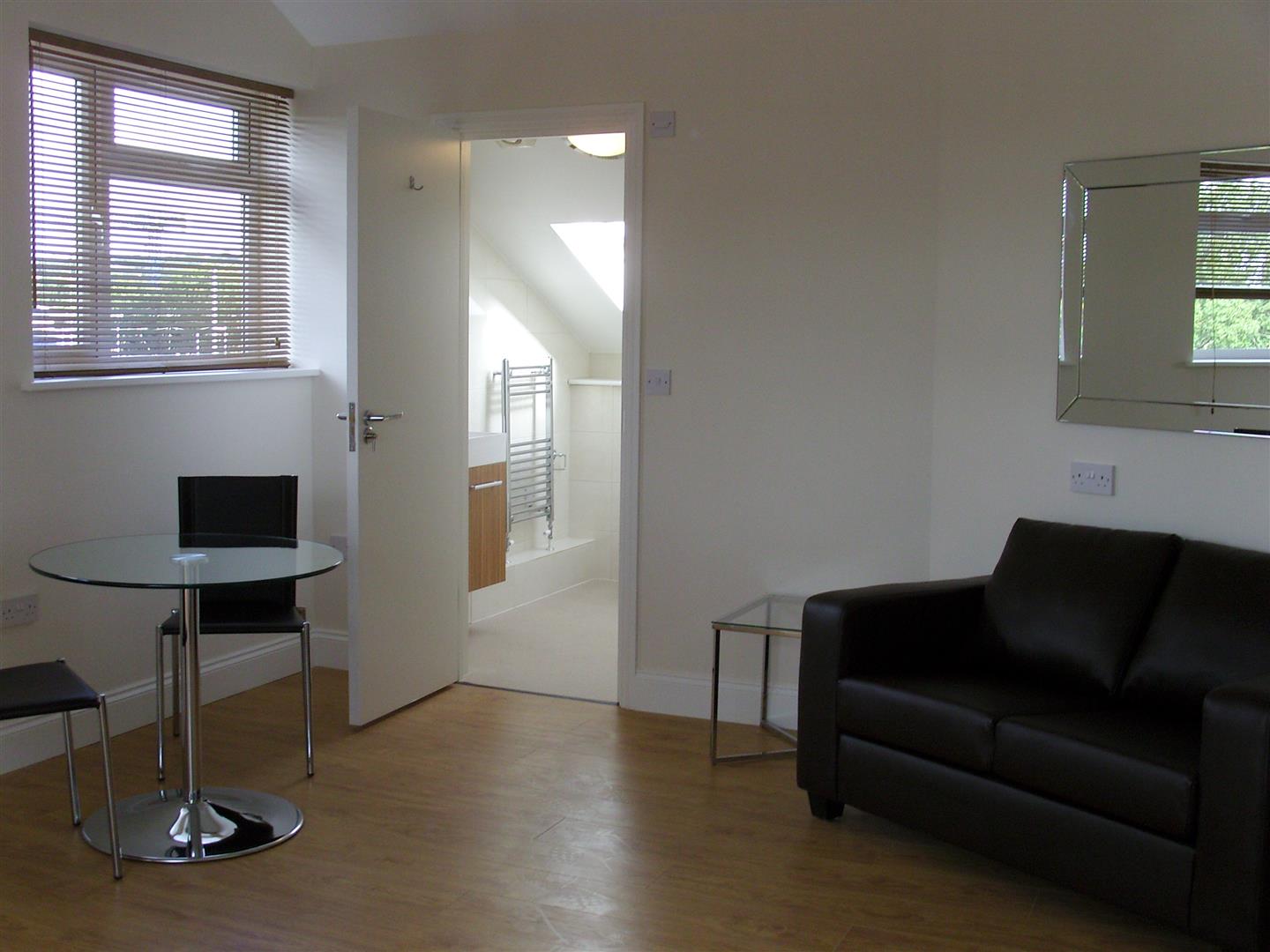 Bunns Lane, Mill HIll, NW7