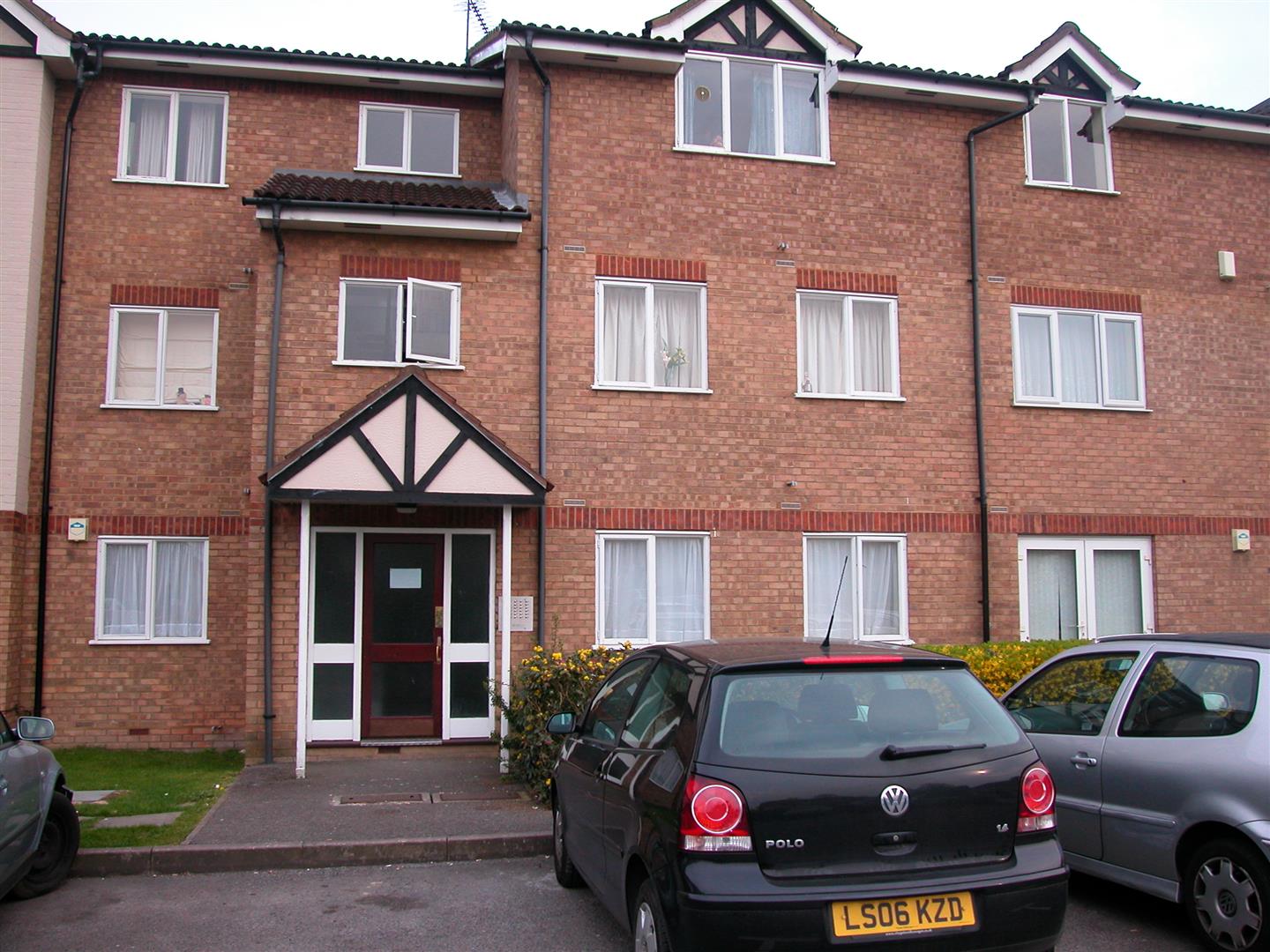 Raven Close, London, NW9