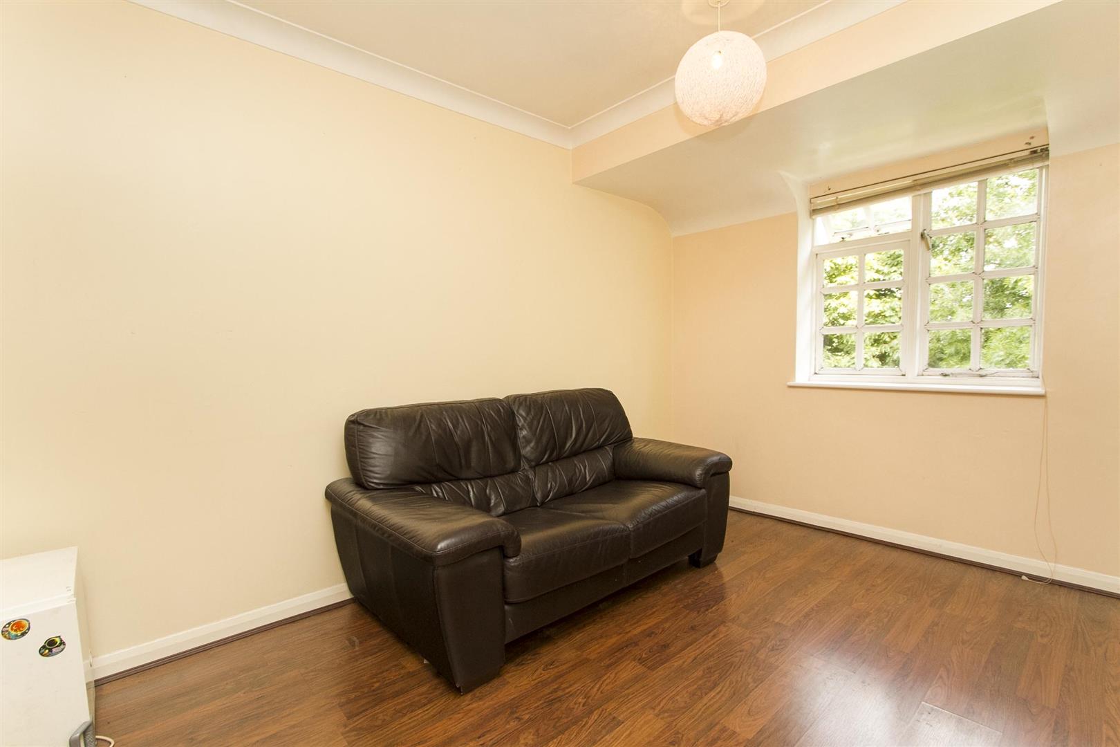 Raven Close, London, NW9