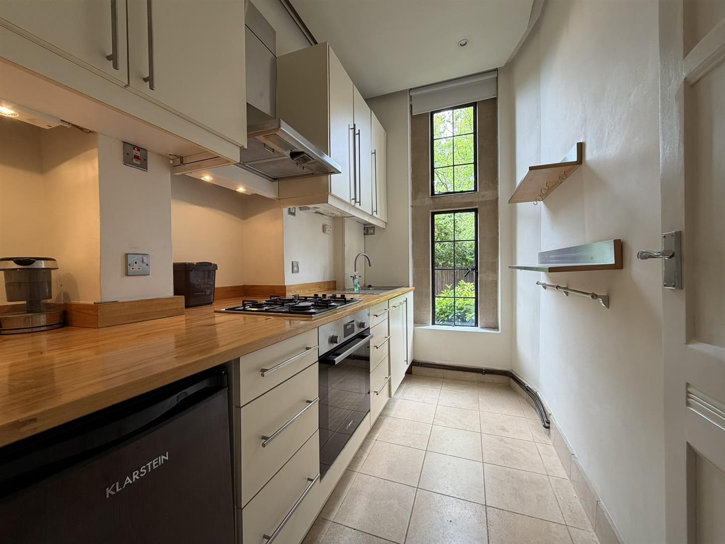 Meadway, London, NW11
