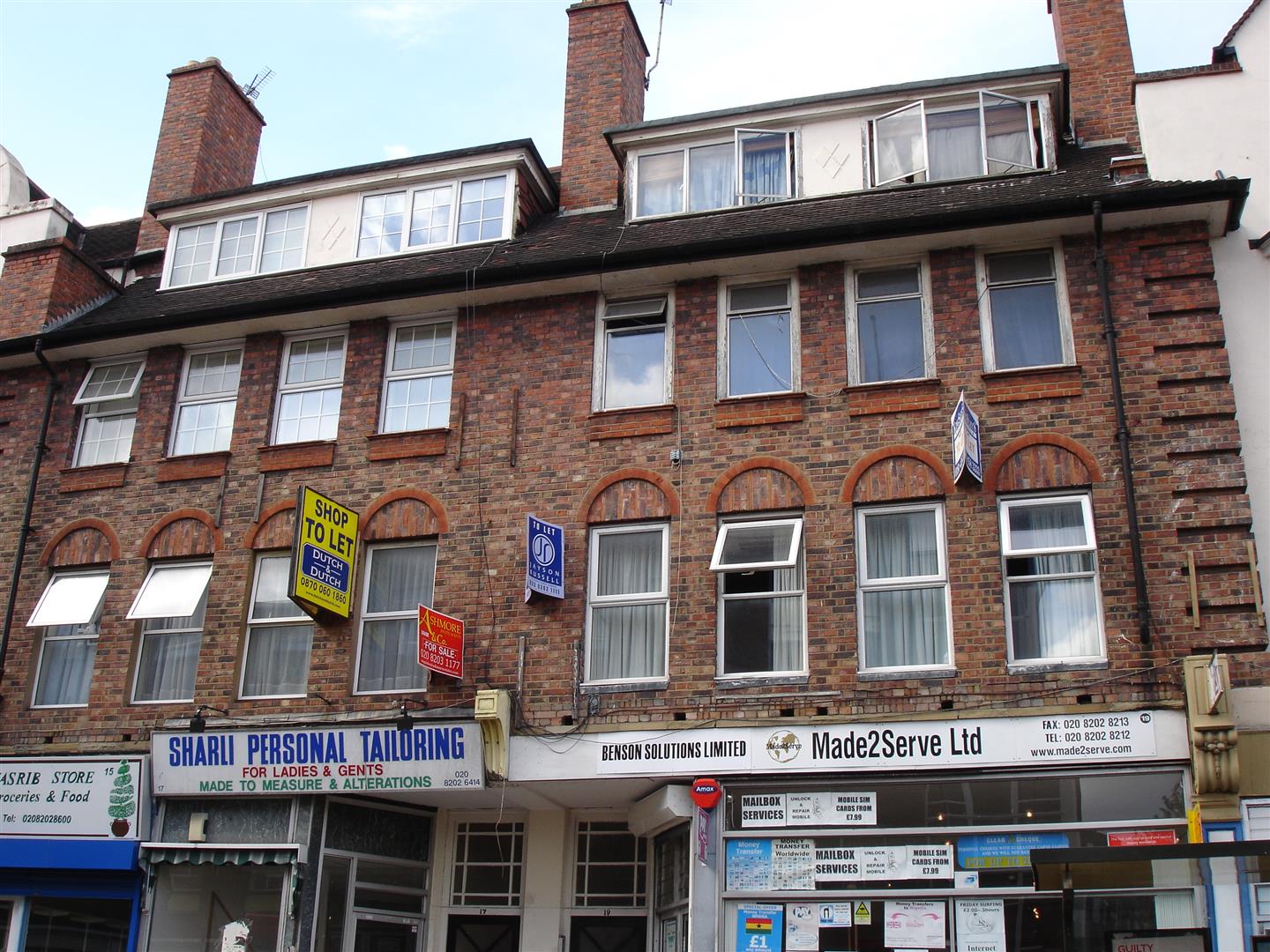 Finchley Lane, Hendon, NW4