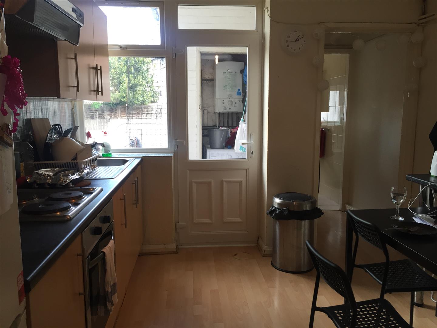 Finchley Lane, Hendon, NW4