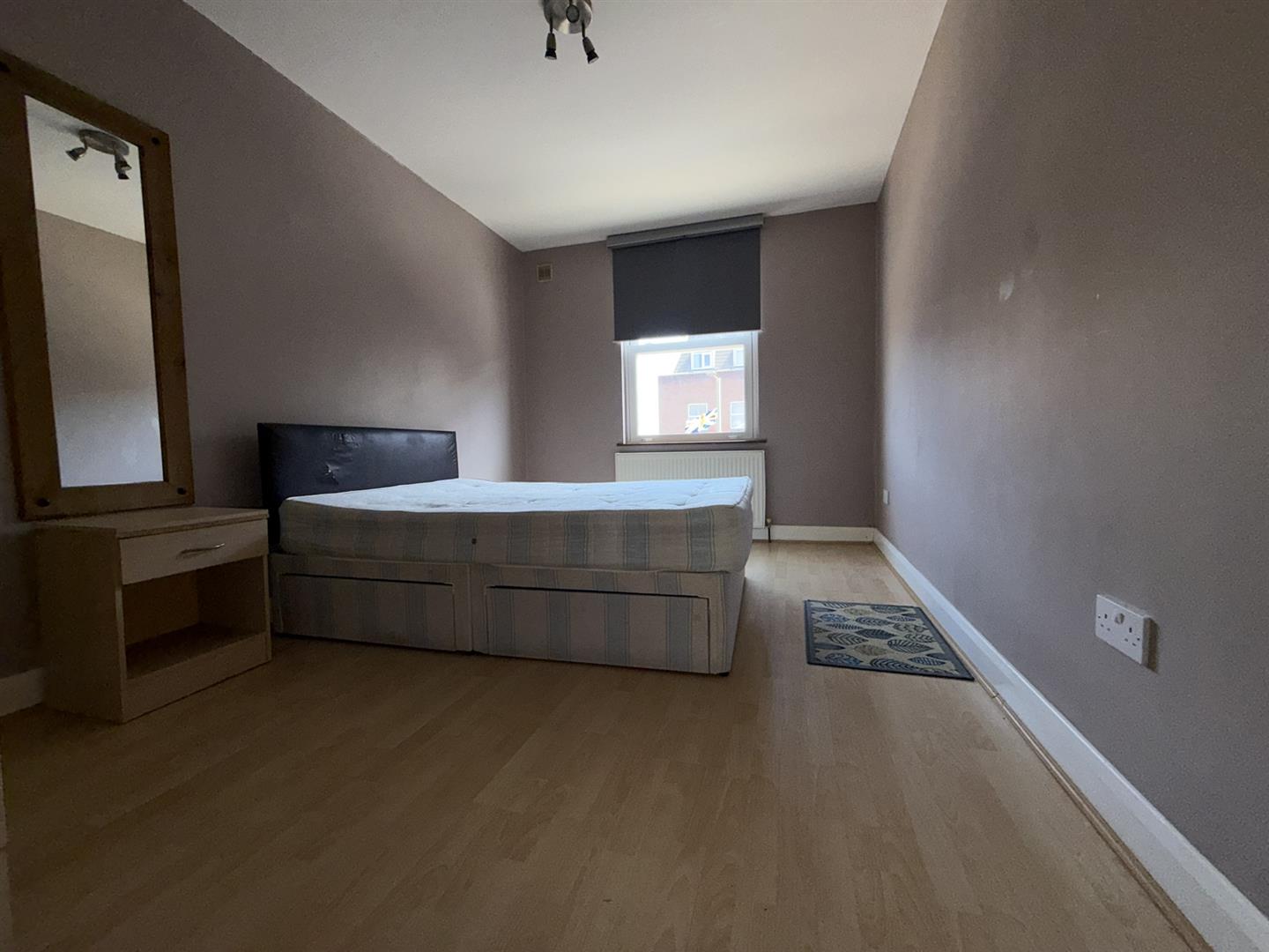 Brent Street, London, NW4