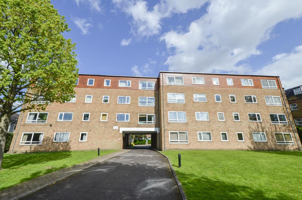 Park Heights, Hendon, NW4