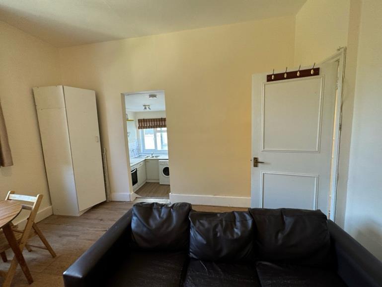 Sunningfields Road, Hendon, NW4