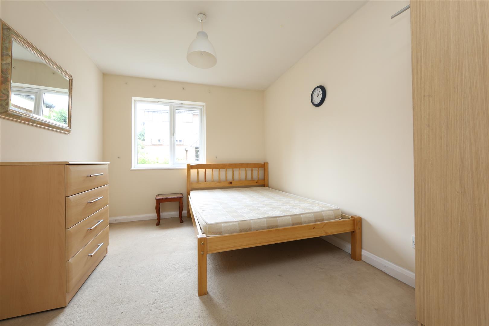 Pearl Court, Hendon, NW4