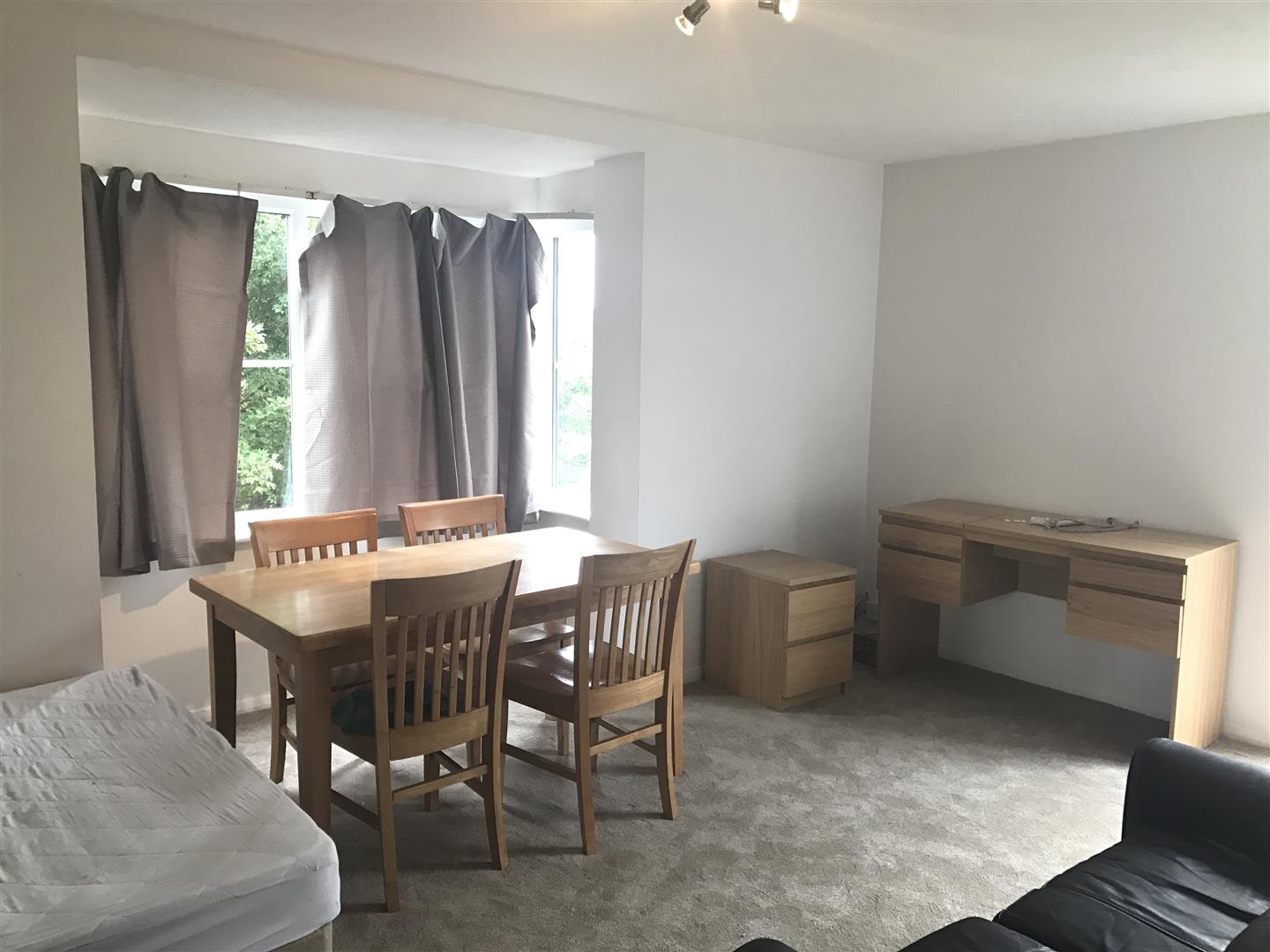 Camarthen Green, Colindale, NW9