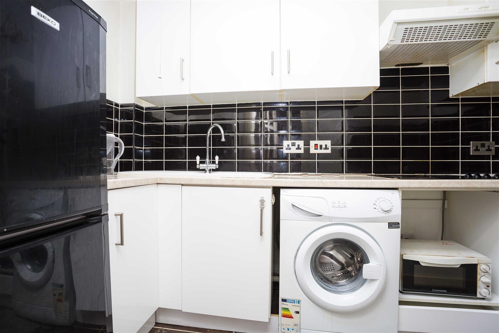 Raven Close, London, NW9