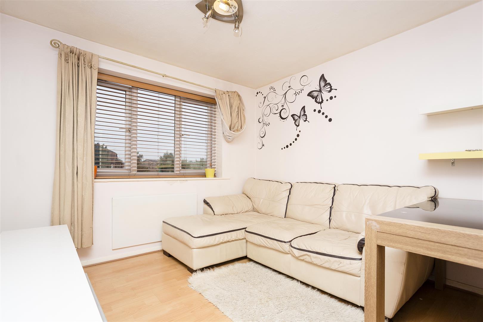 Raven Close, London, NW9