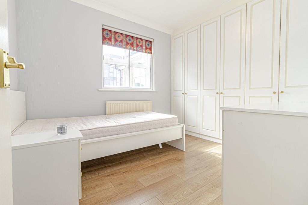 Sunny Gardens Road, London, NW4
