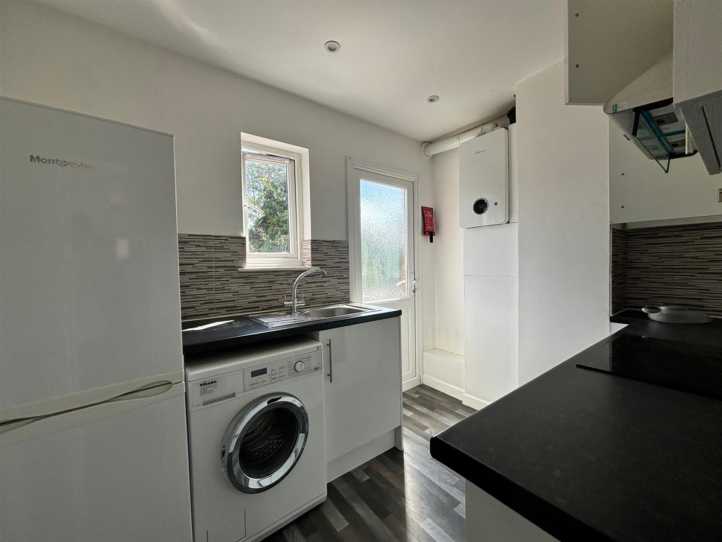 Parson Street, London, NW4