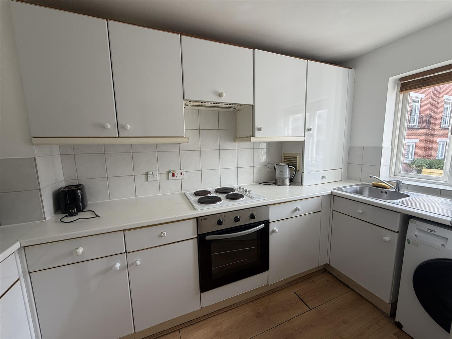 Alwyn Gardens, London, NW4