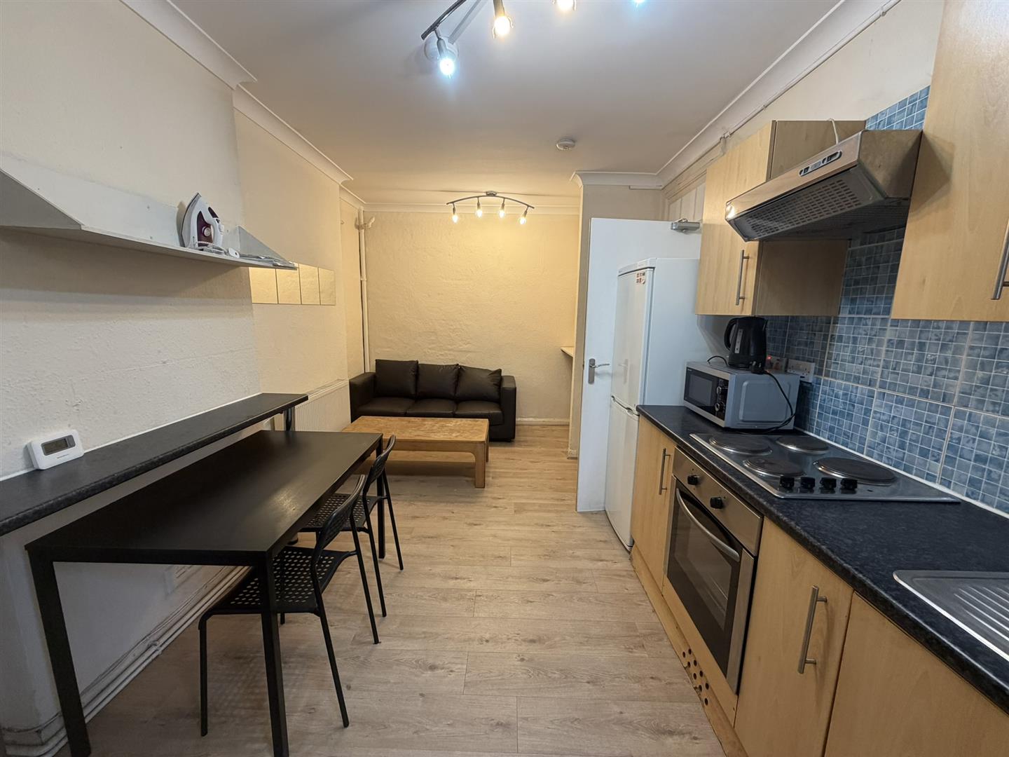 Finchley Lane, London, NW4