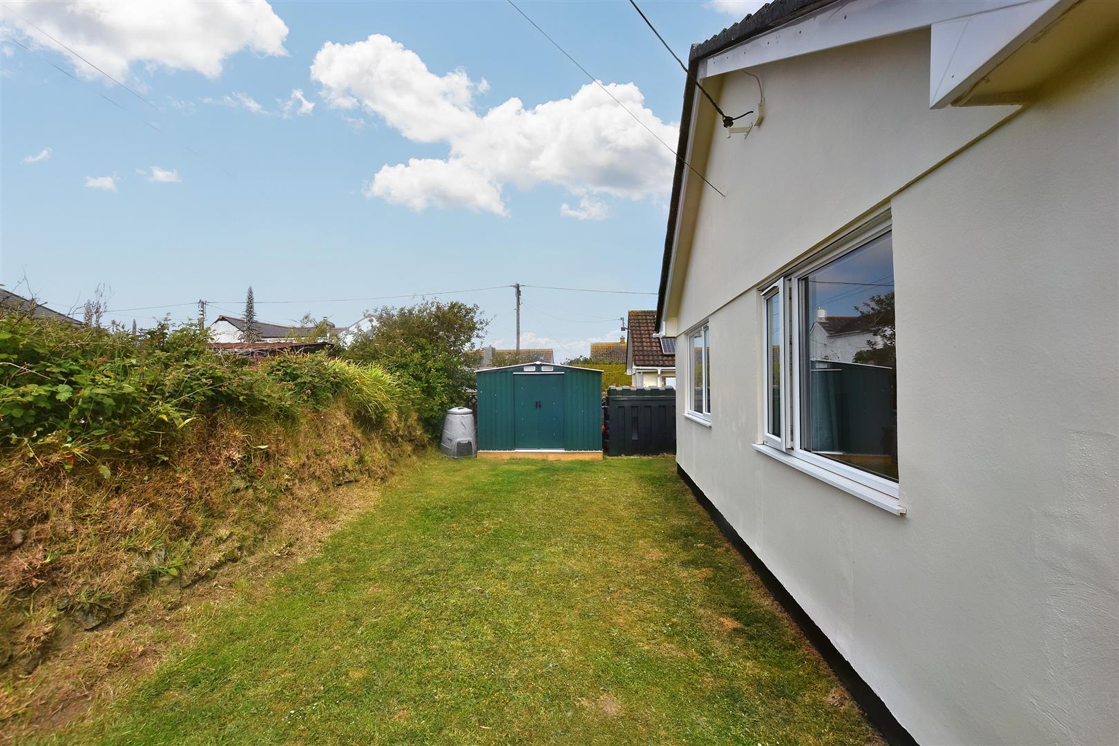 Property in Little Gregwartha, Four Lanes, Redruth