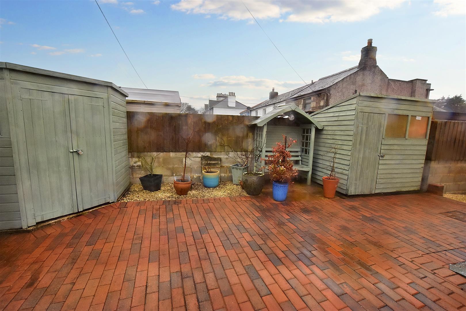 Property in Higher Broad Lane, Illogan, Redruth