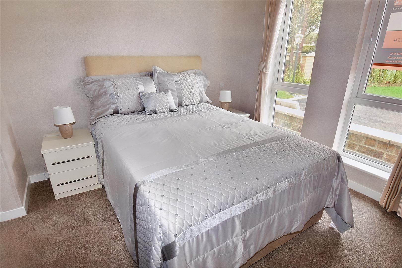 Property in Willowside Park Homes, Wheal Rose, Redruth