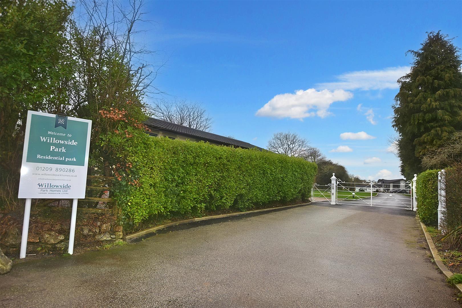 Property in Willowside Park Homes, Wheal Rose, Redruth