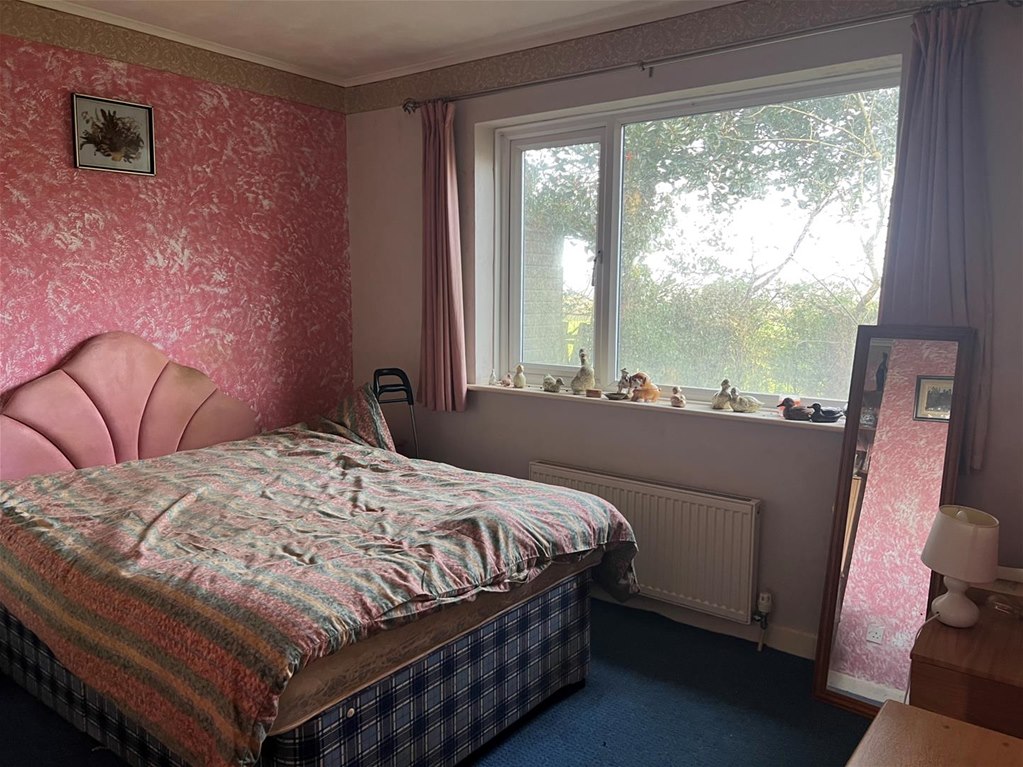 Property in North Country, Redruth