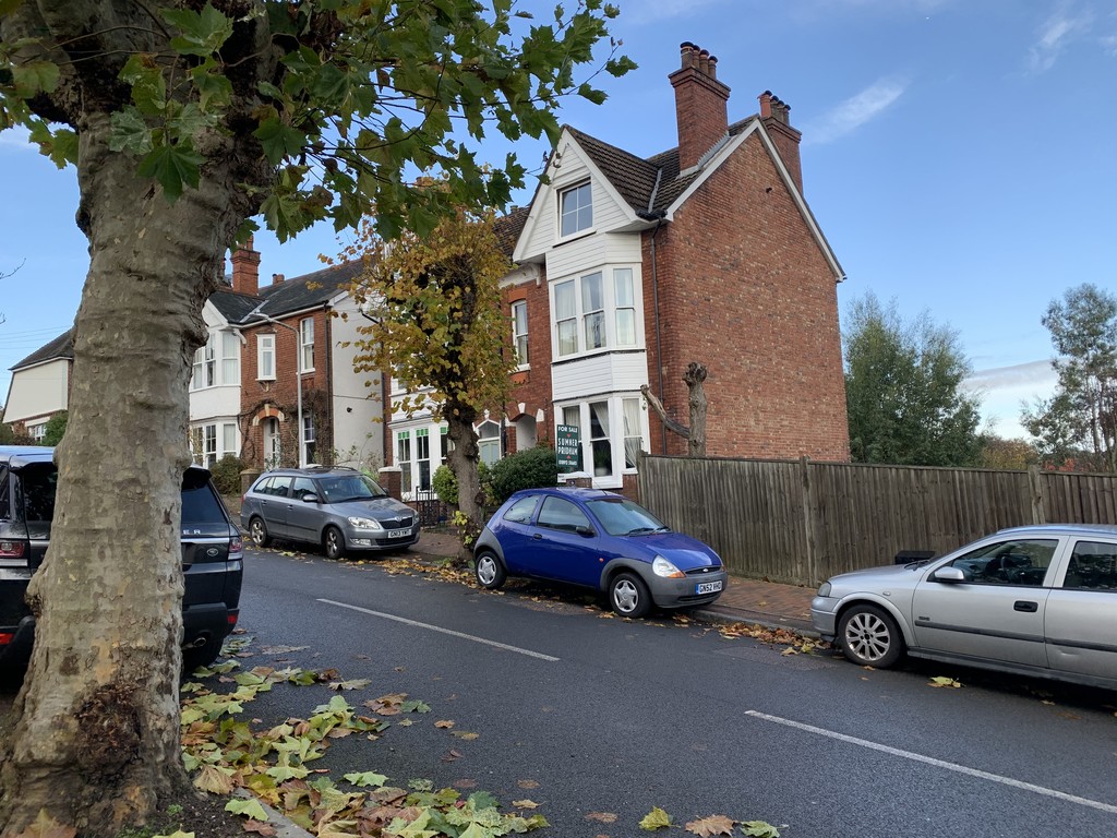 Property in Stephens Road, Tunbridge Wells
