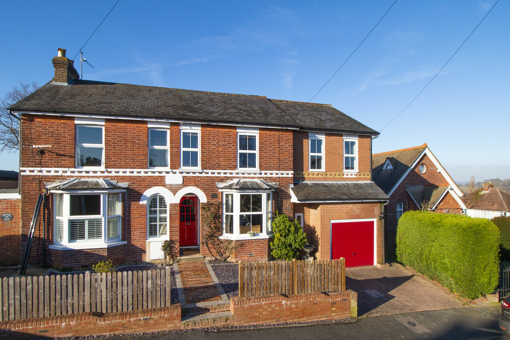 Property in Northfields, Speldhurst, Tunbridge Wells
