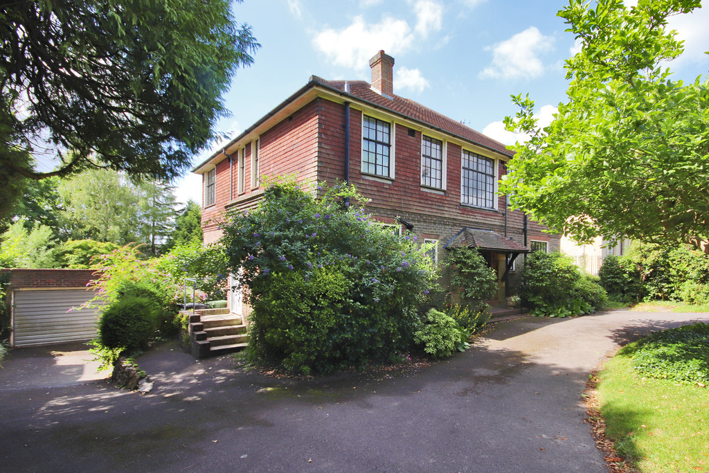 Property in Claremont Road, Tunbridge Wells