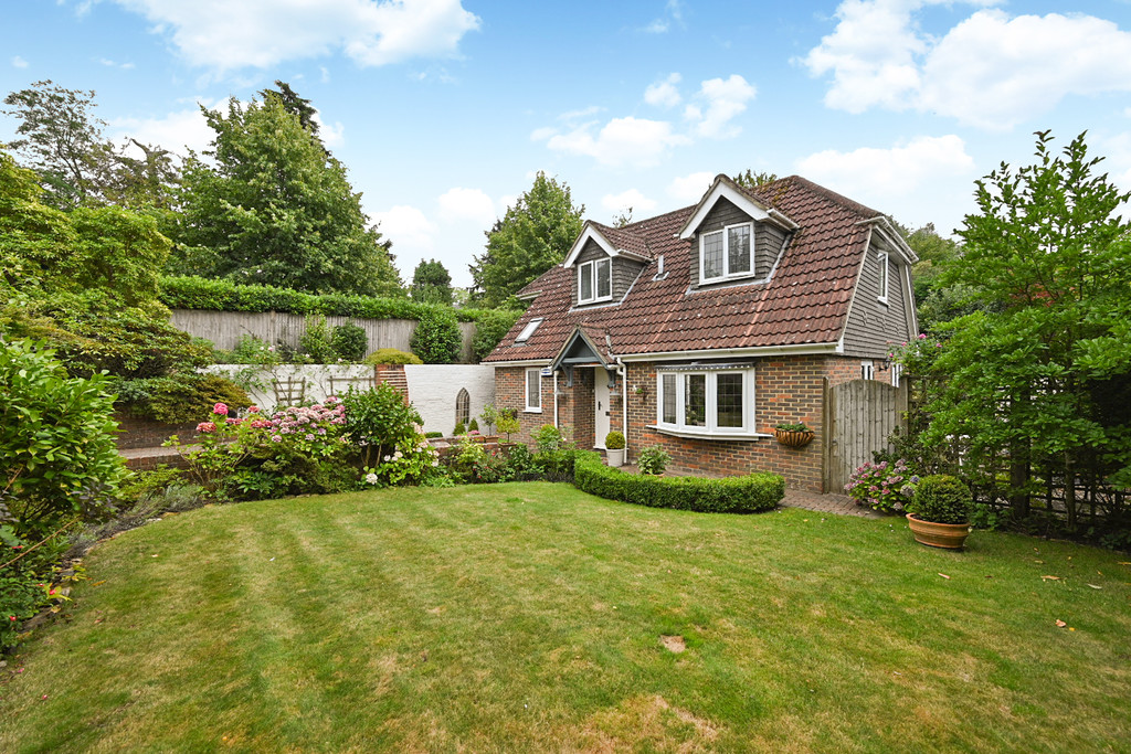 Property in Broadwater Down, Tunbridge Wells