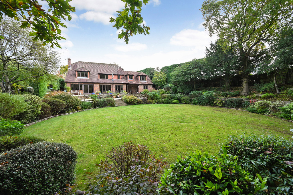 Property in Forest Road, Tunbridge Wells