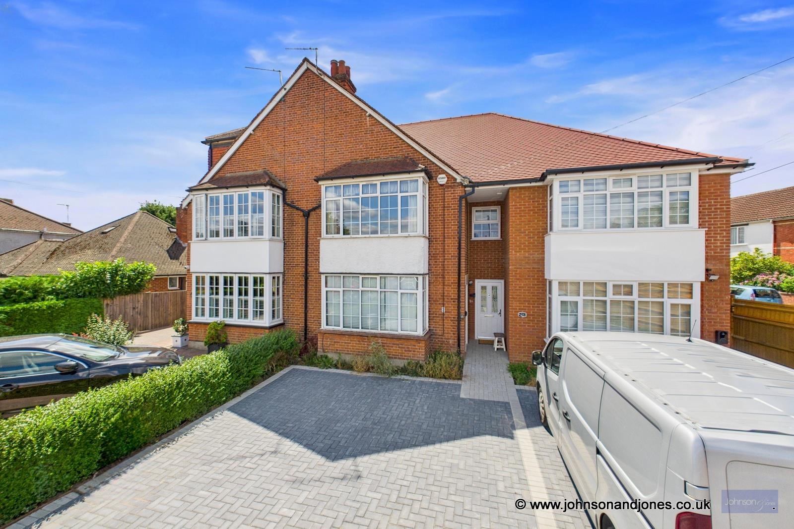Pretoria Road, Chertsey, KT16