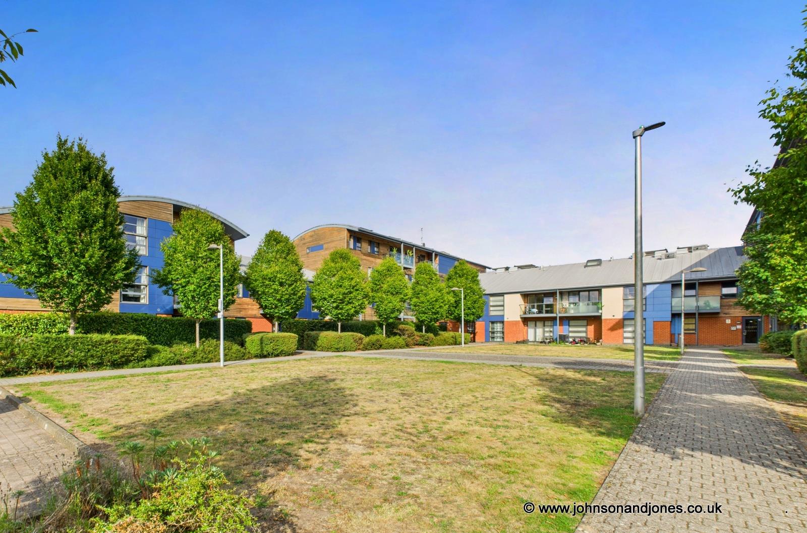 Pretoria Road, Chertsey, KT16