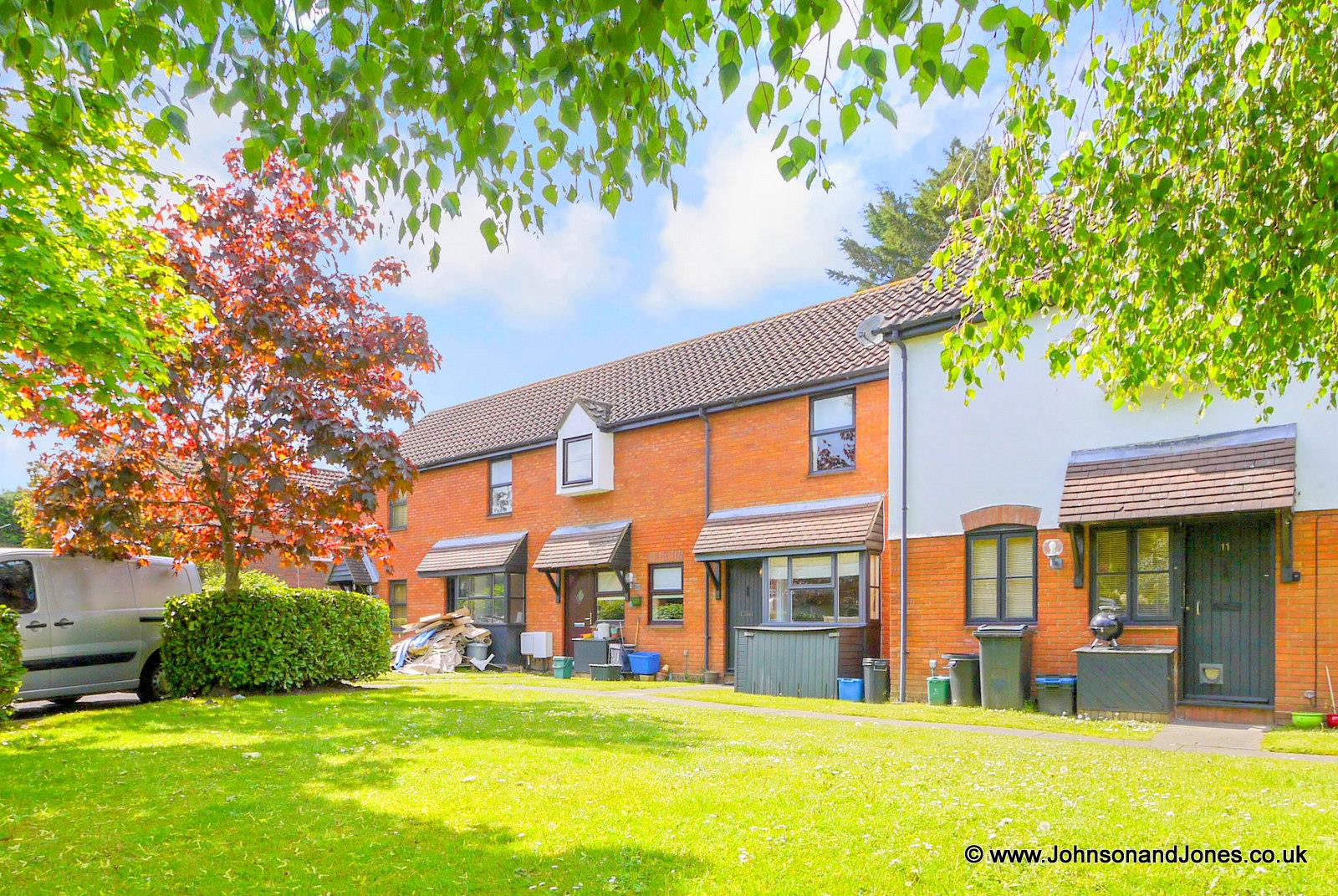 Jonquil Gardens, Hampton, TW12