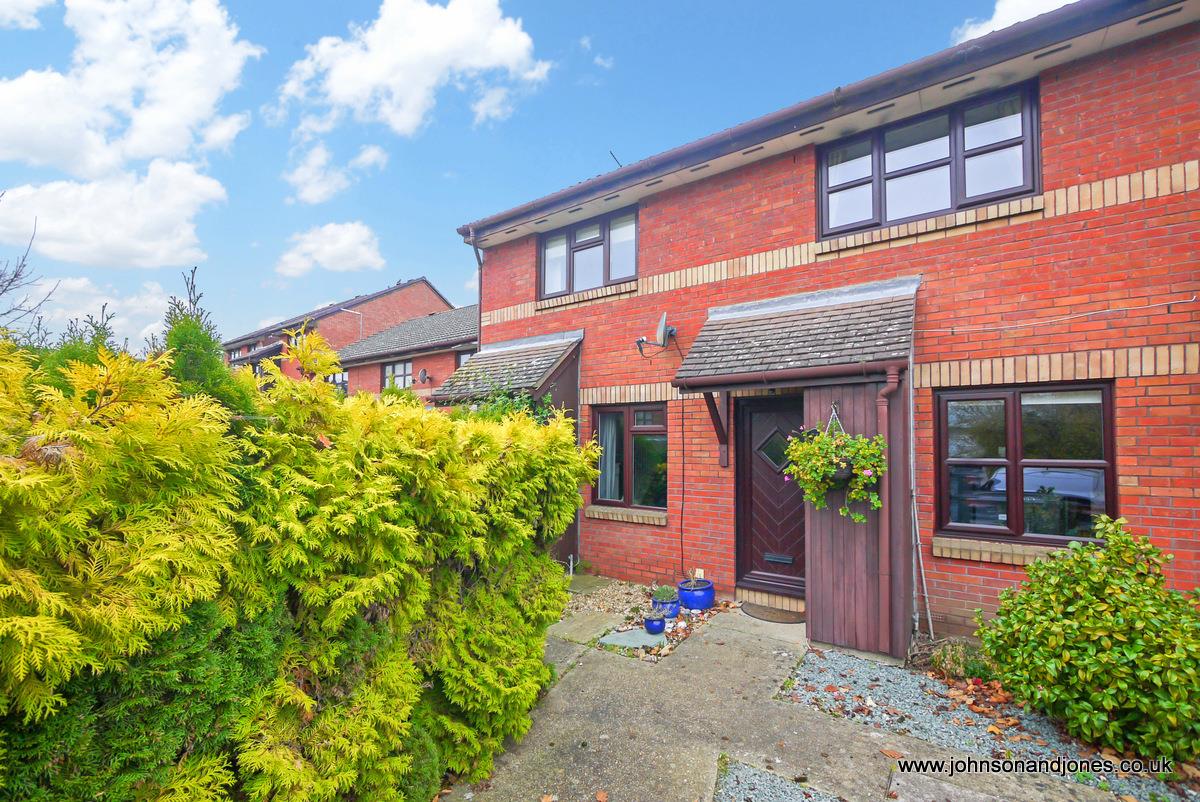 Tucker Road, Ottershaw, KT16