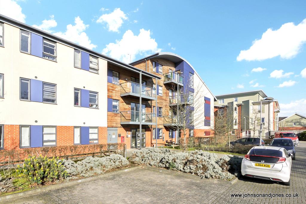 Pretoria Road, Chertsey, KT16