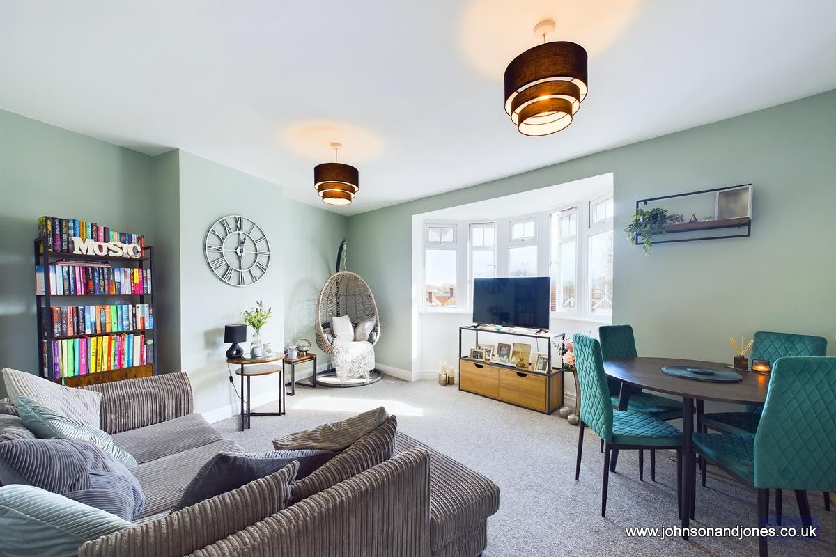 Clay Corner, Chertsey, KT16