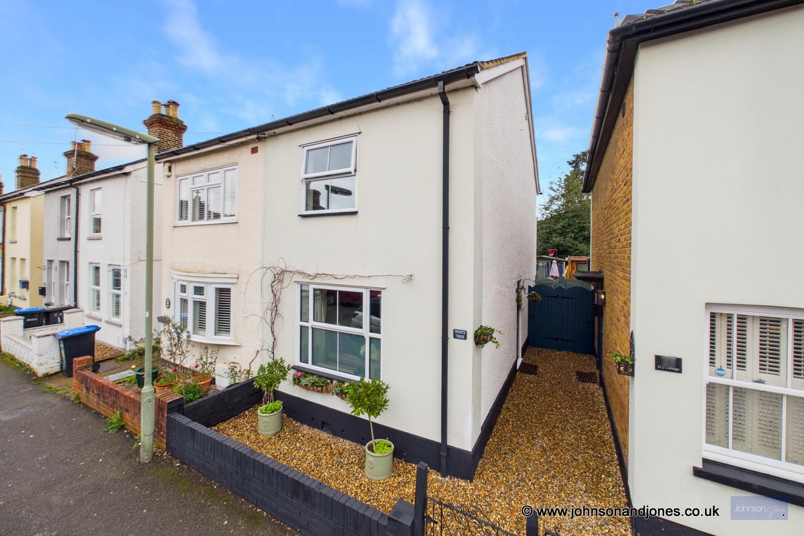 Highfield Road, Chertsey, KT16