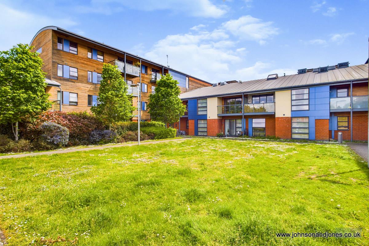 Pretoria Road, Chertsey, KT16