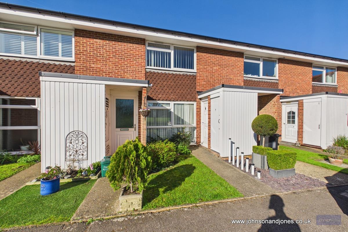 Windsor Place, Chertsey, KT16