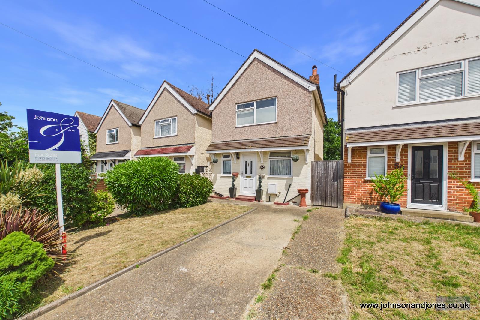 Bourneside Road, Addlestone, KT15