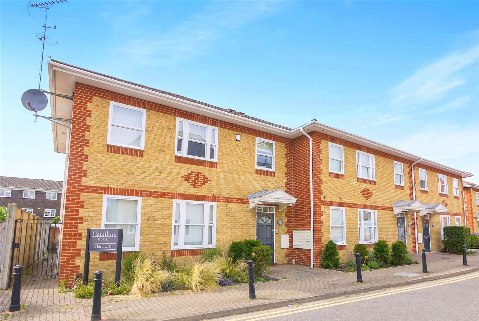 Gogmore Lane, Chertsey, KT16