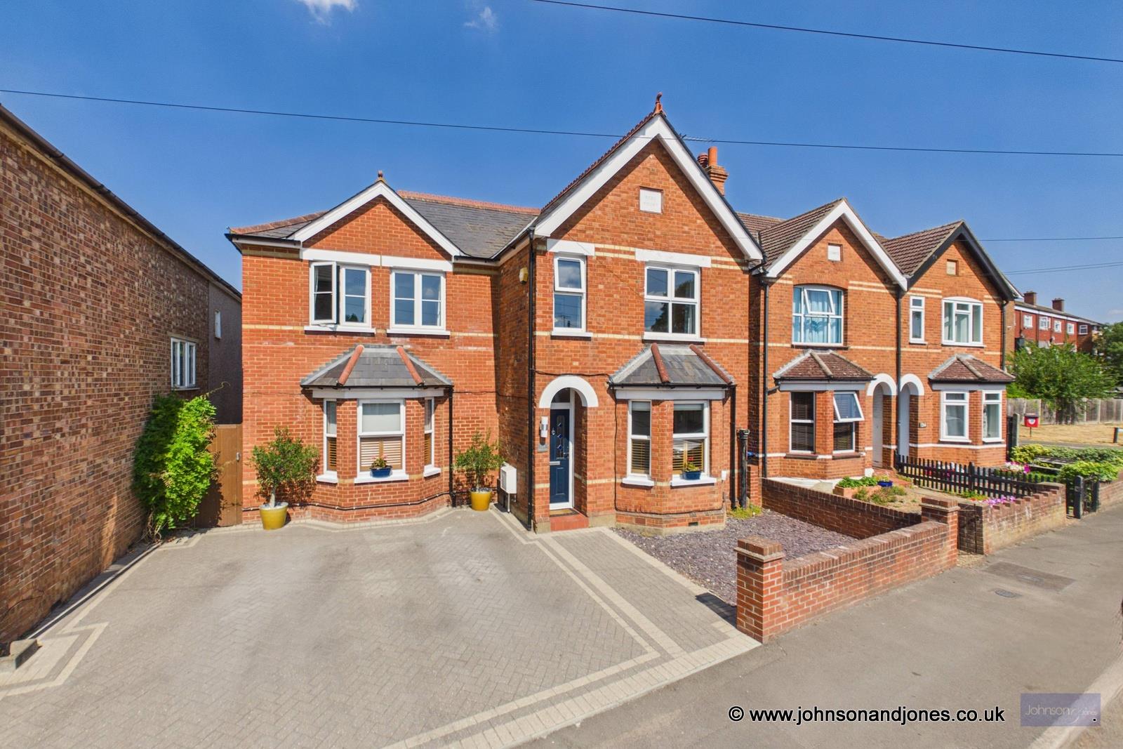 Liberty Lane, Addlestone, KT15