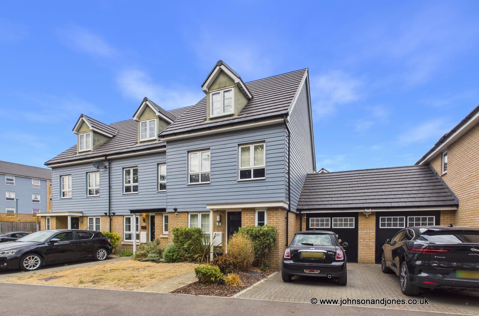 Kennett Lane, Chertsey, KT16