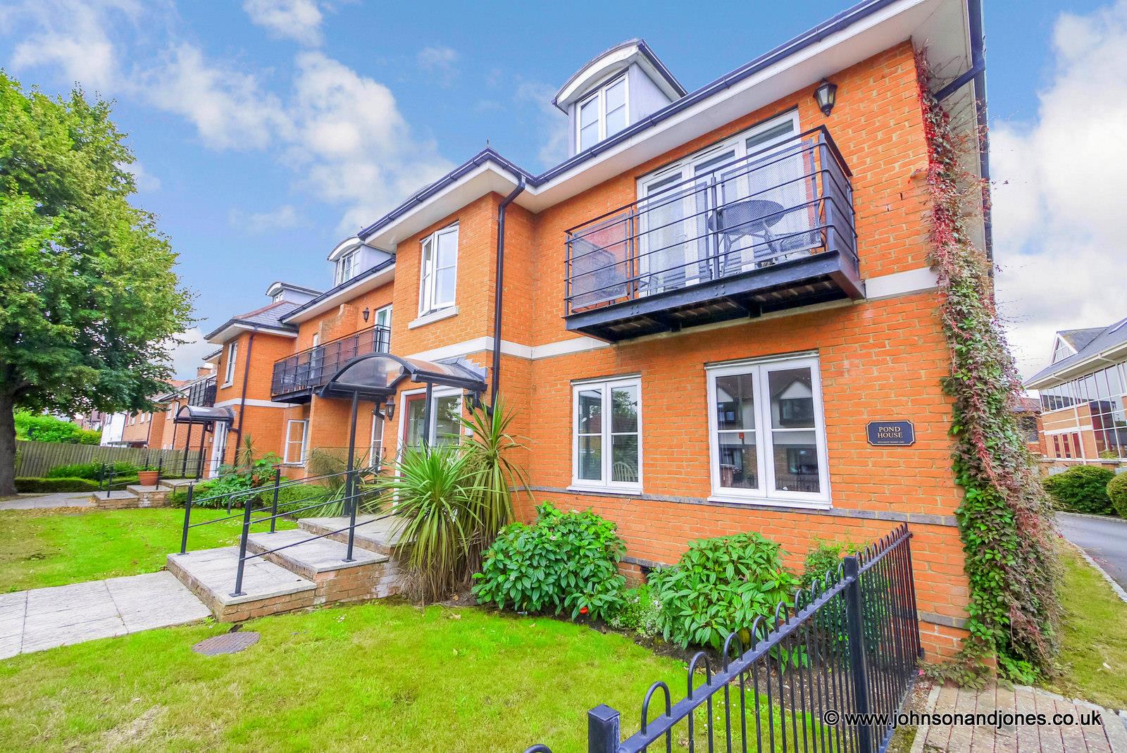 Abbey Road, Chertsey, KT16