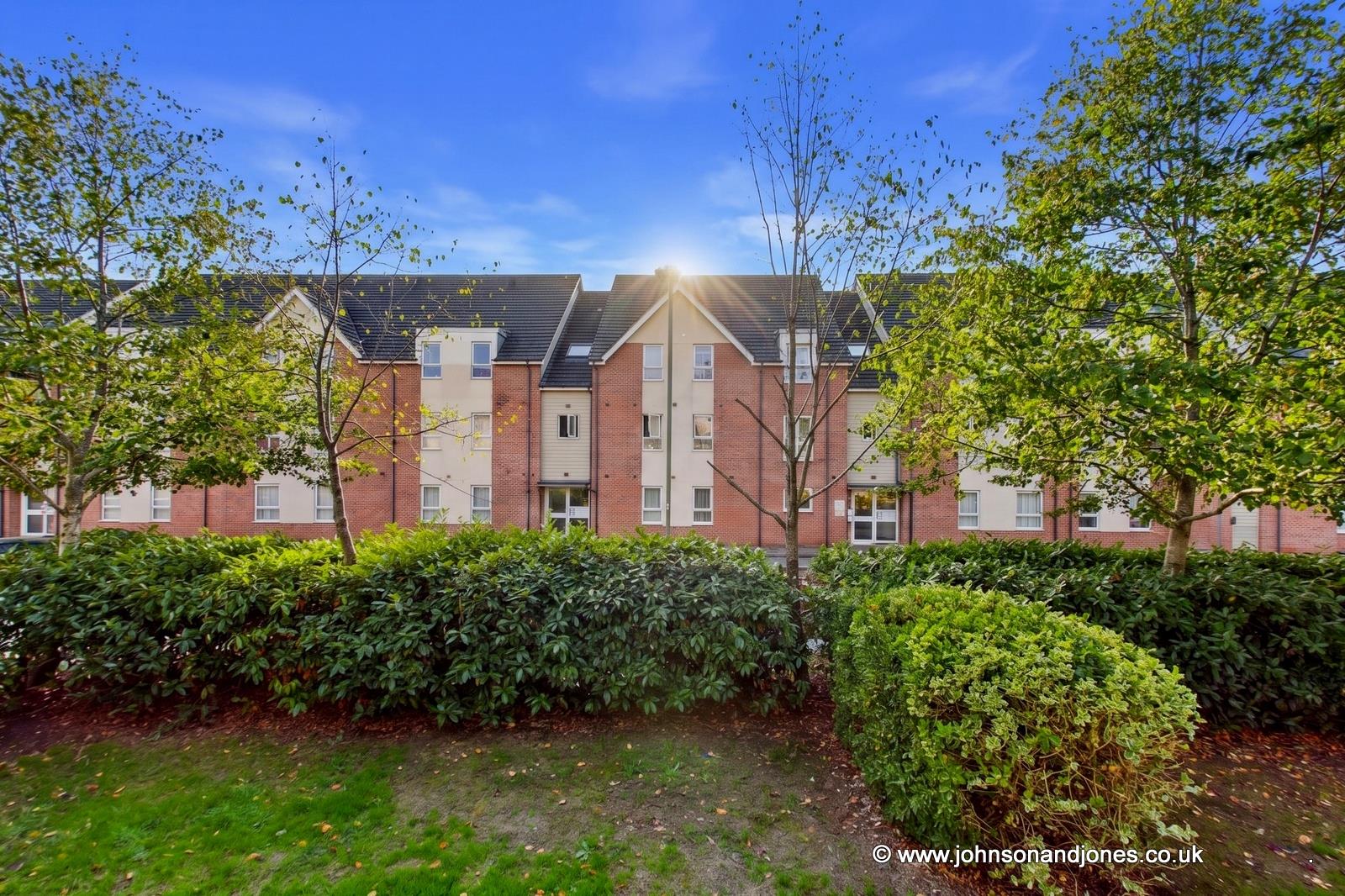 Harrow Close, Addlestone, KT15