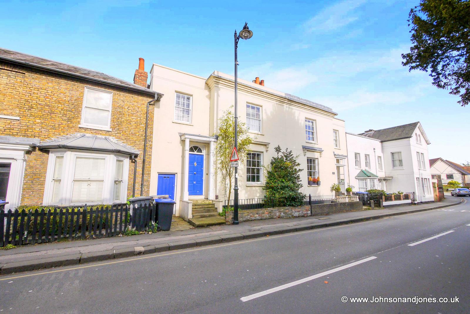 London Street, Chertsey, KT16