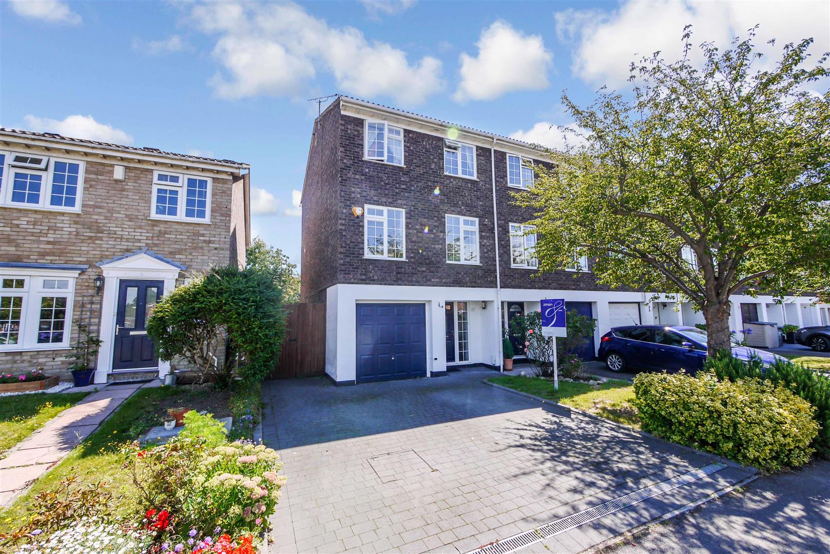 Johnson and Jones Chertsey's Leading Residential Sales and Lettings