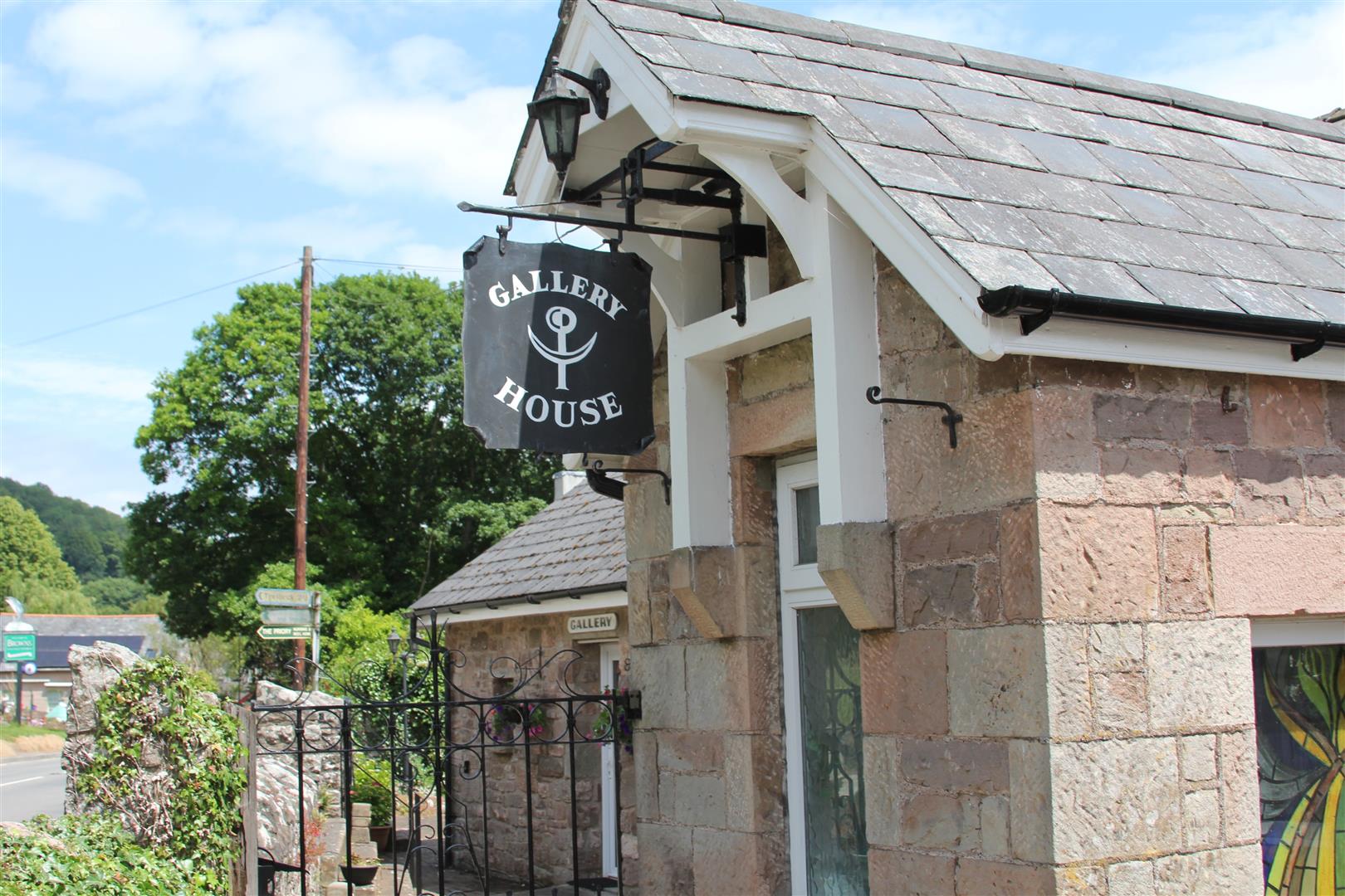 Property in Llandogo, Monmouth, Monmouthshire, NP25 4TJ