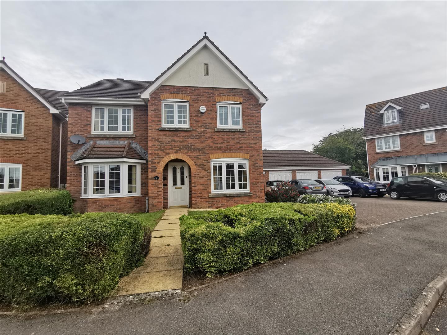 Property in St. Lawrence Park, Chepstow, Monmouthshire, NP16 6DP