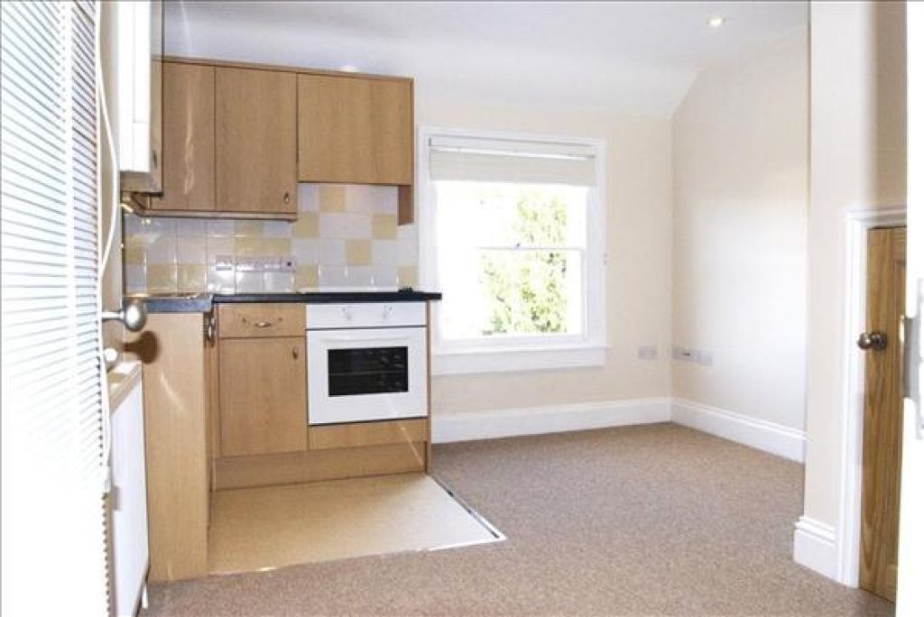 Newbridge Rd, Bath, BA1